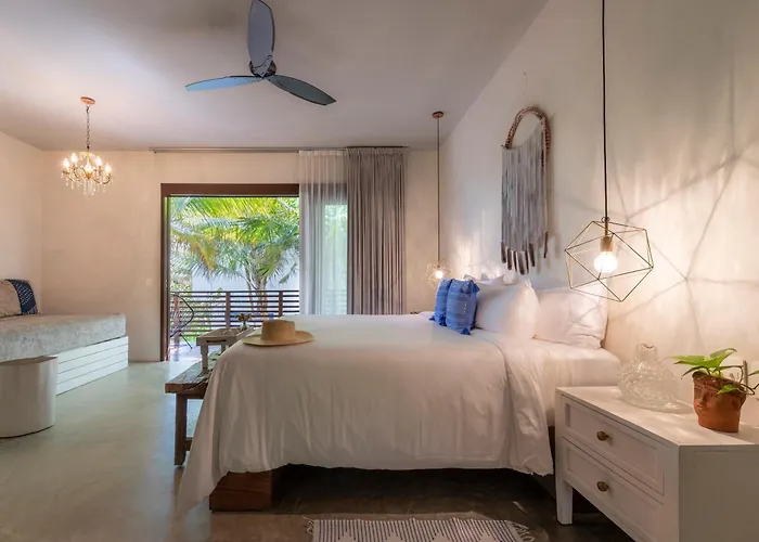 Lula Tulum, A Small Luxury Hotel 4*
