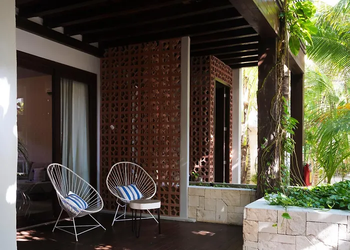 Hotel Lula Tulum, A Small Luxury