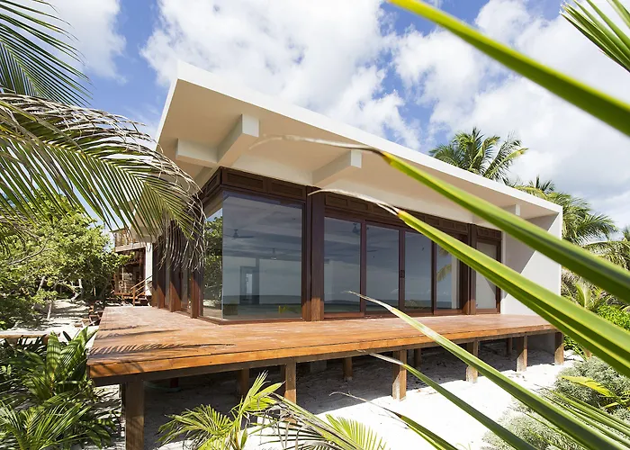 Hotel Lula Tulum, A Small Luxury 4*