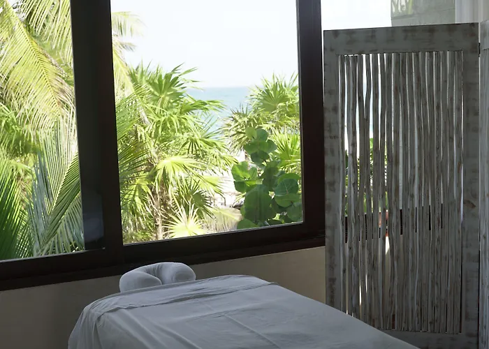 Lula Tulum, A Small Luxury